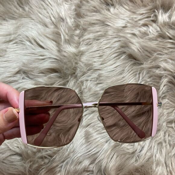 Pink Square Sunglasses  - Picture 4 of 9